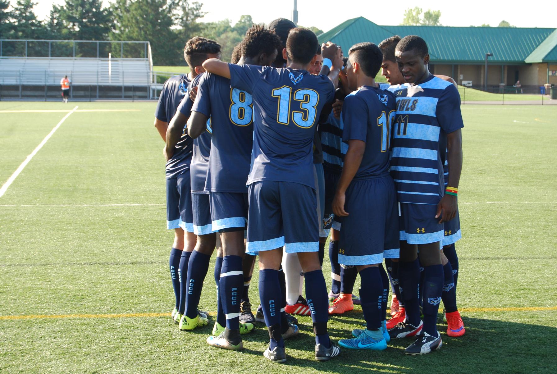 Owls Men's Soccer Beat #8 Ranked Bergen