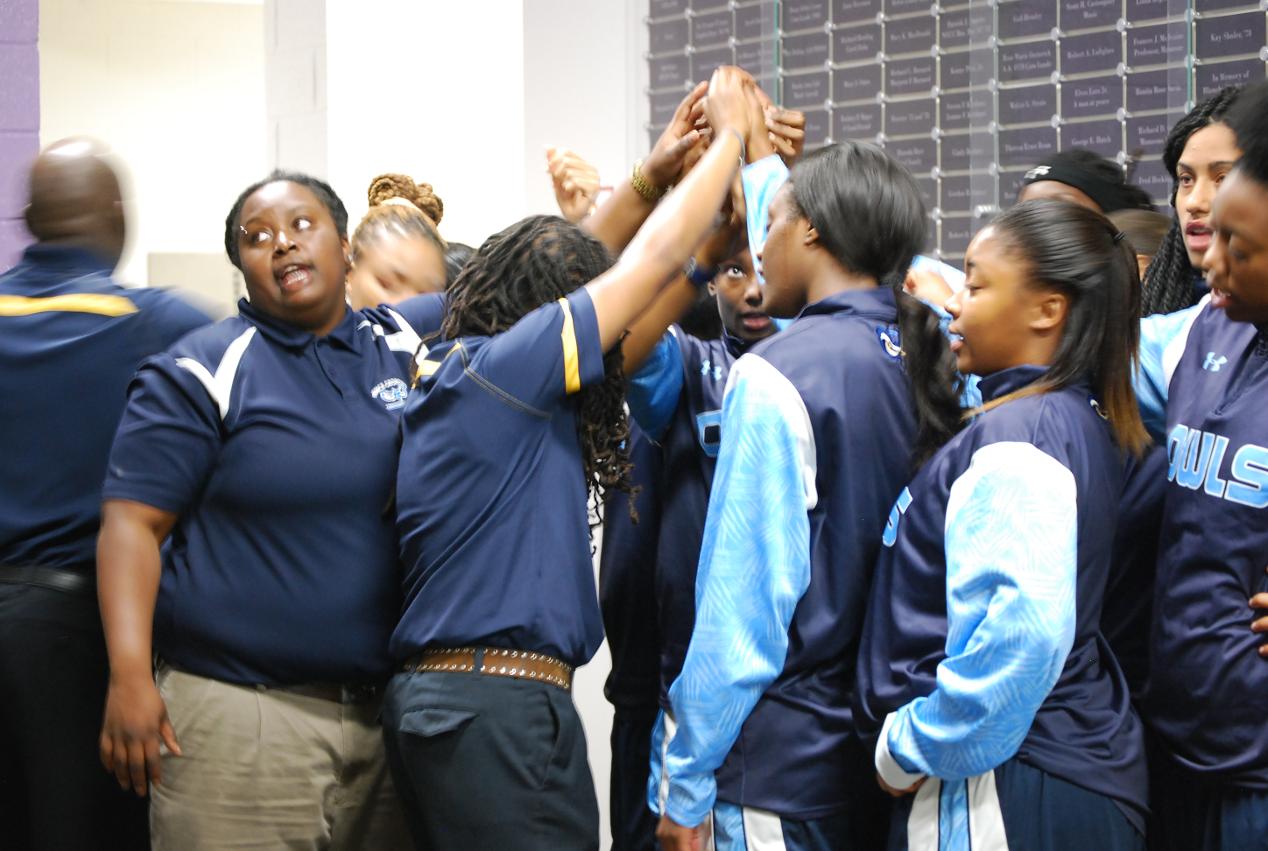 Disappointing Loss for Lady Owls