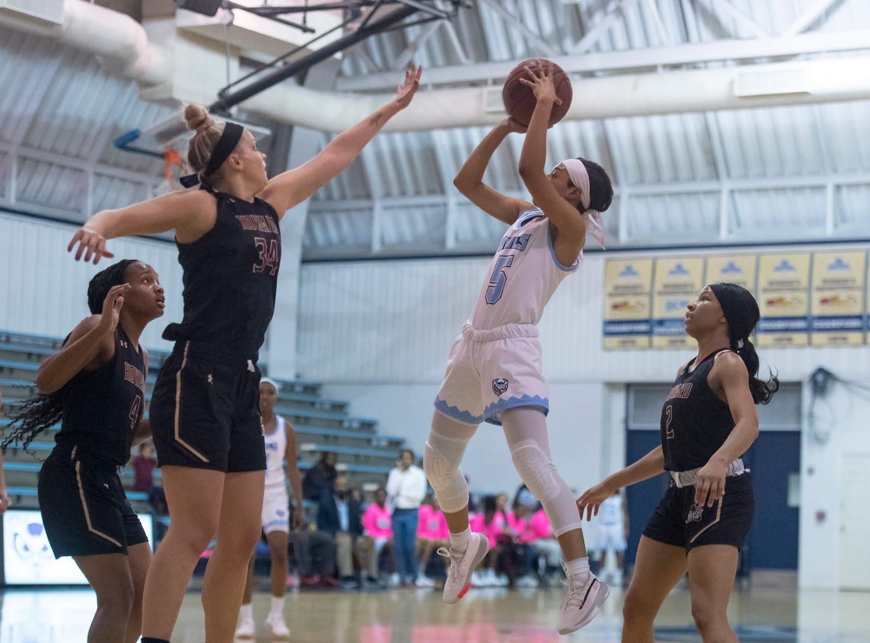 Women&rsquo;s Basketball Edged By Harford