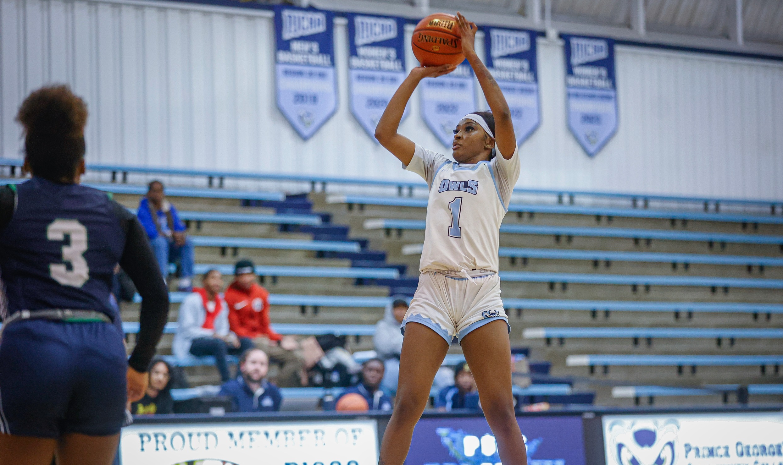 Women&rsquo;s Basketball Dominates Harford By 40